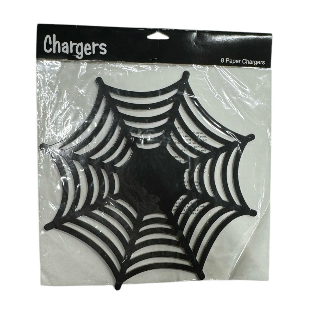 Creative Converting set of 8 cardstock paper chargers new in package never used!